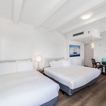 Ocean Spray Hotel Miami Beach Extérieur photo