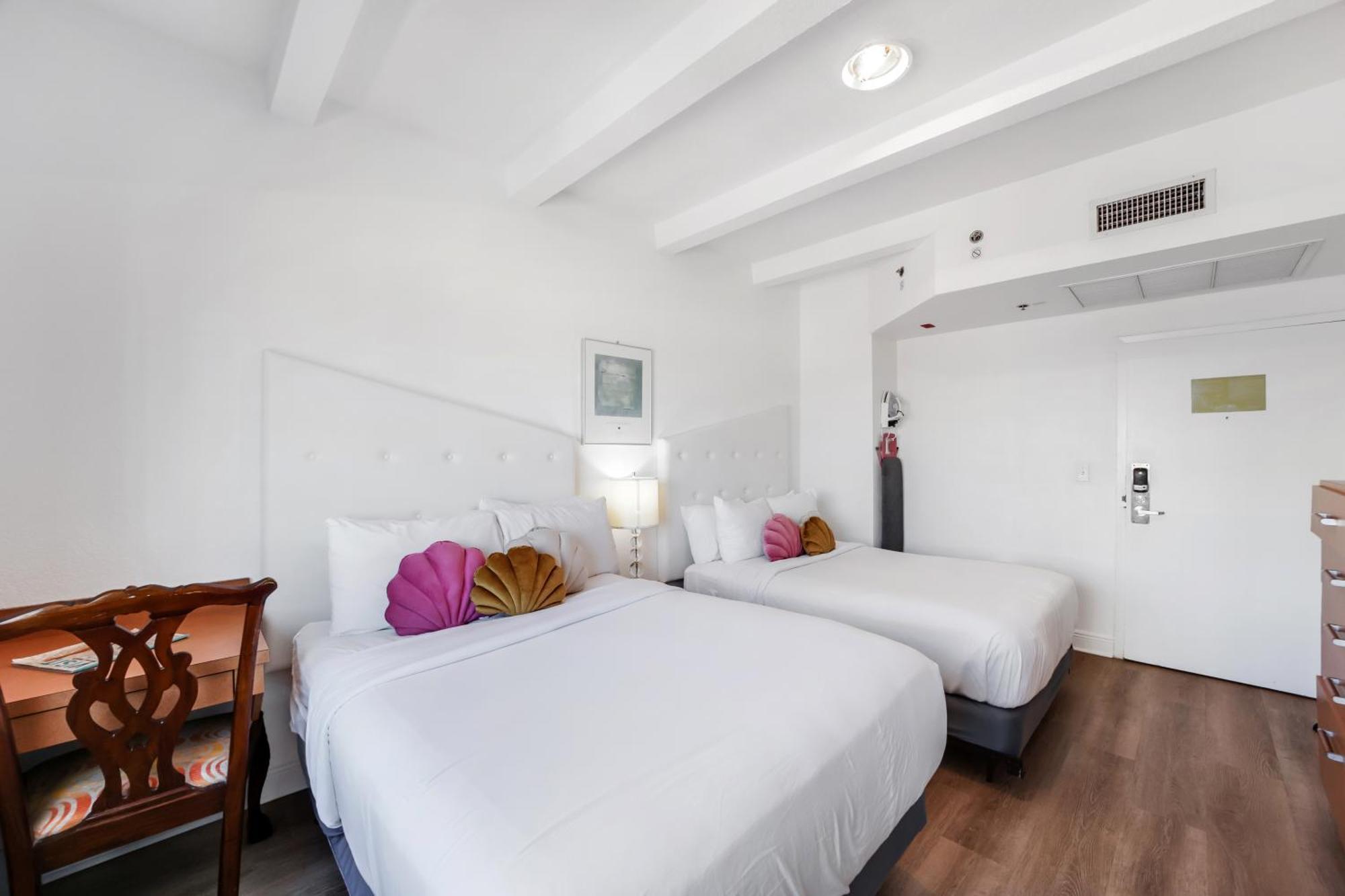 Ocean Spray Hotel Miami Beach Extérieur photo
