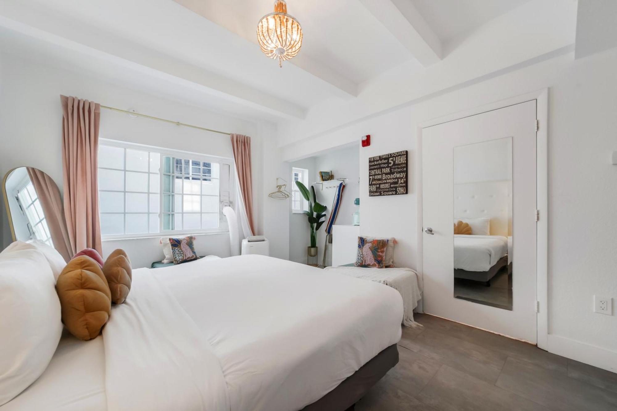 Ocean Spray Hotel Miami Beach Extérieur photo