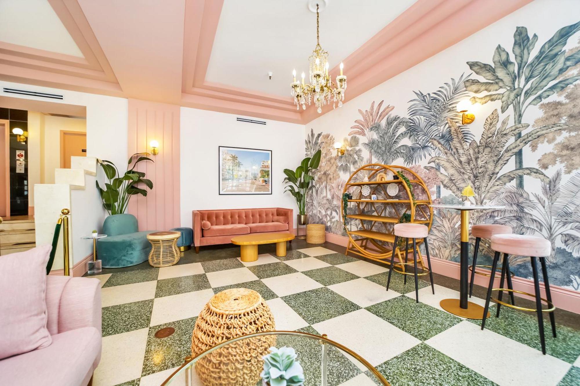 Ocean Spray Hotel Miami Beach Extérieur photo