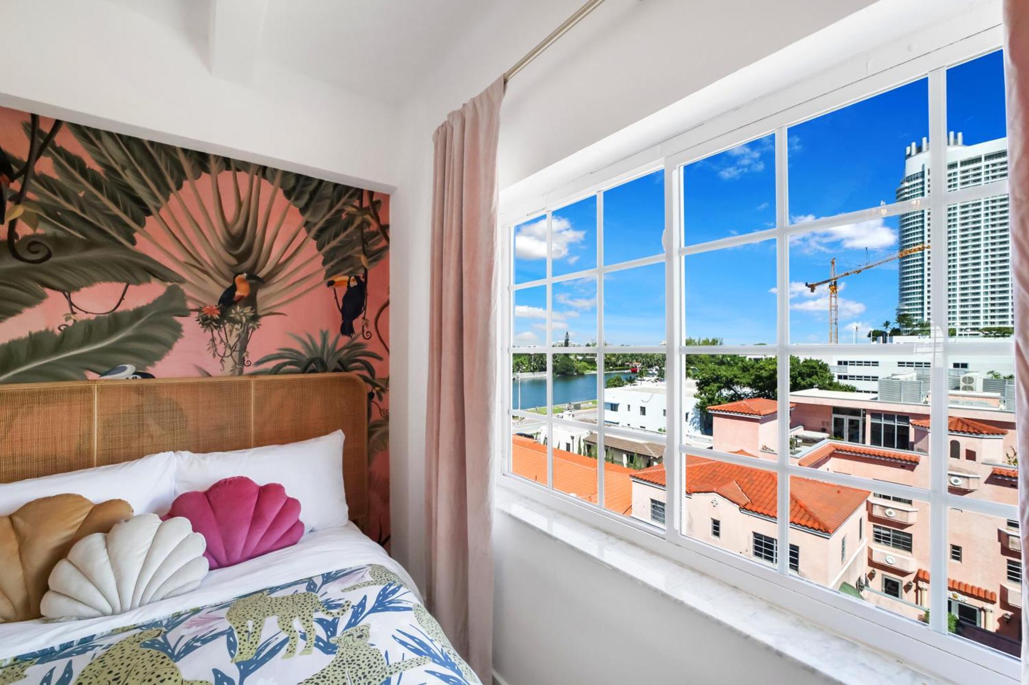 Ocean Spray Hotel Miami Beach Extérieur photo