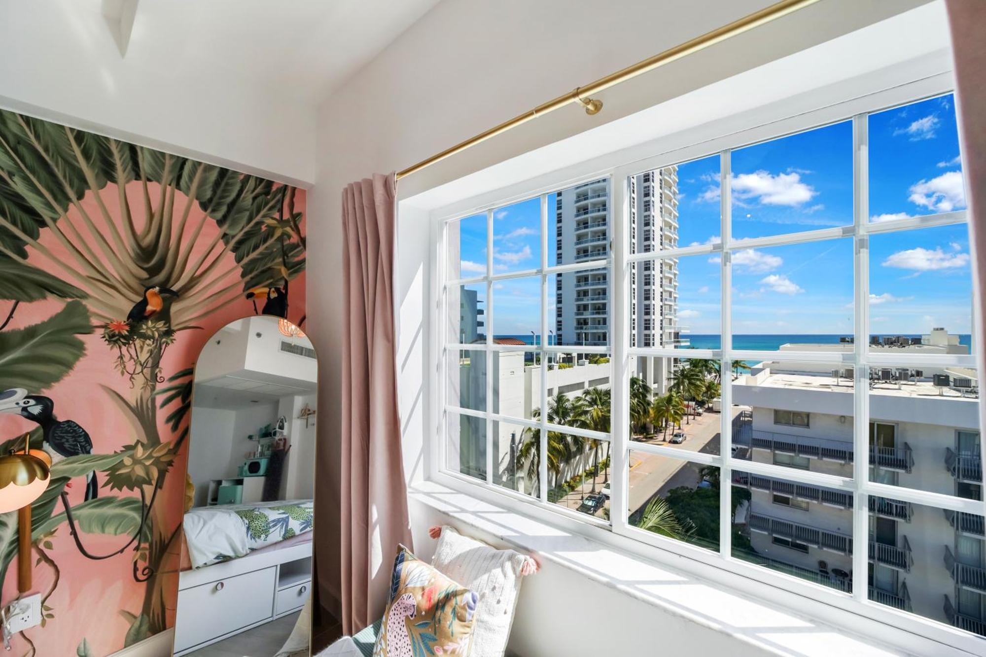 Ocean Spray Hotel Miami Beach Extérieur photo